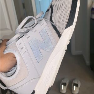 NEW BALANCE SNEAKERS 247